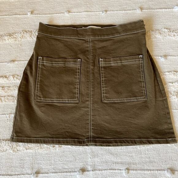 Oak + Fort Army Green Front Pocket Mini Skirt Size 8 - Picture 4 of 11